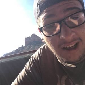 Meet your Posher, Corey